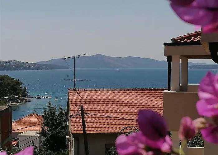 Pepica Τρογκίρ